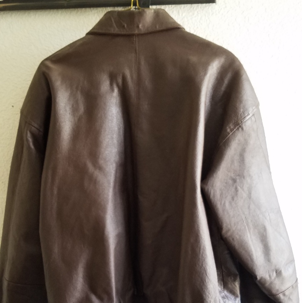 Leather jacket - Picture 2 of 6